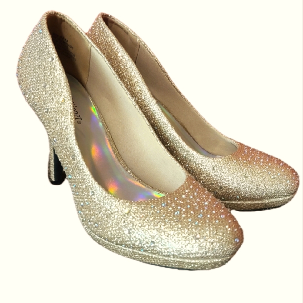 Silver Slipper Mirage Women's Size 6.5 Faux Diamonds Embellished Heel Pumps